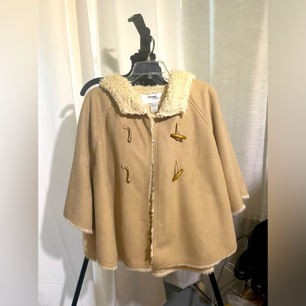 COAT/ CAPE- Sister’s outerwear Brand faux suede.  size L - Picture 2 of 7